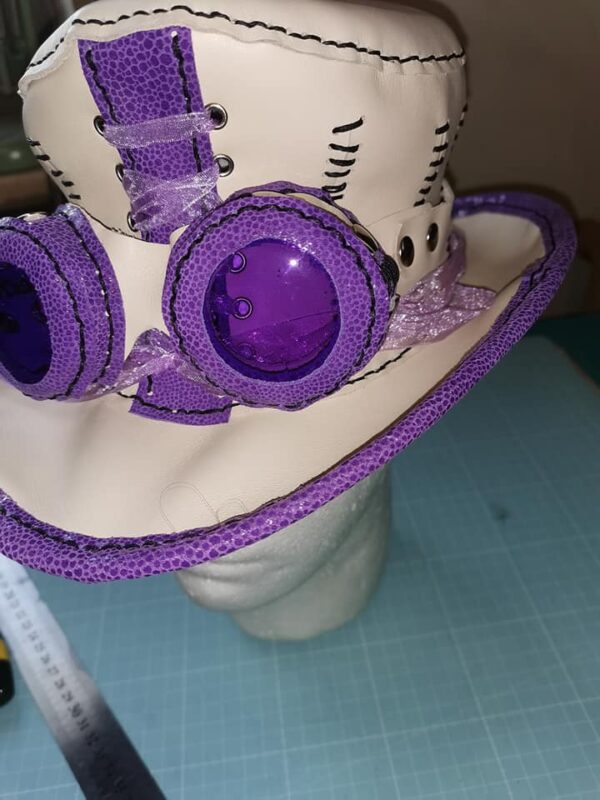 CAPPELLO GOTICO IN VERA PELLE - immagine 7