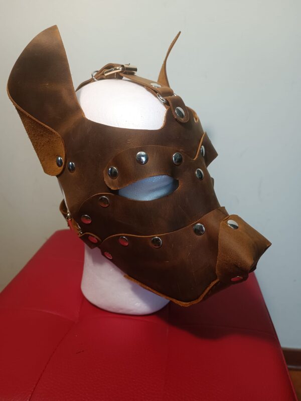 MASCHERA CANE IN VERA PELLE COLOR MARRONE - immagine 2