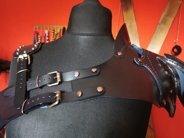 HARNESS GLADIATORE IN VERA PELLE