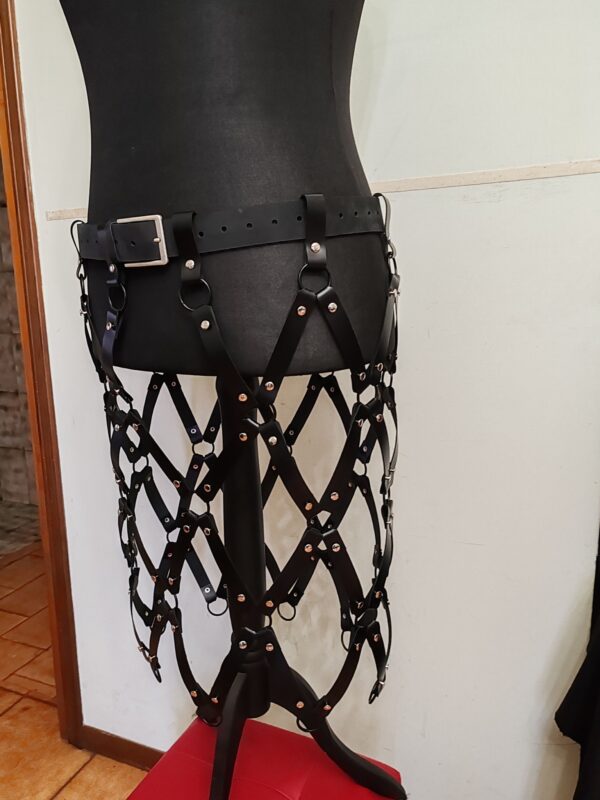 HARNESS A GONNA IN VERA PELLE - immagine 2