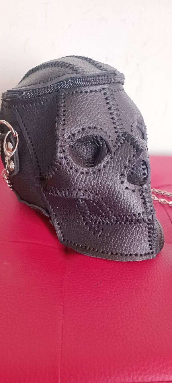 BORSA "SKULL" TOTAL BLACK IN VERA PELLE